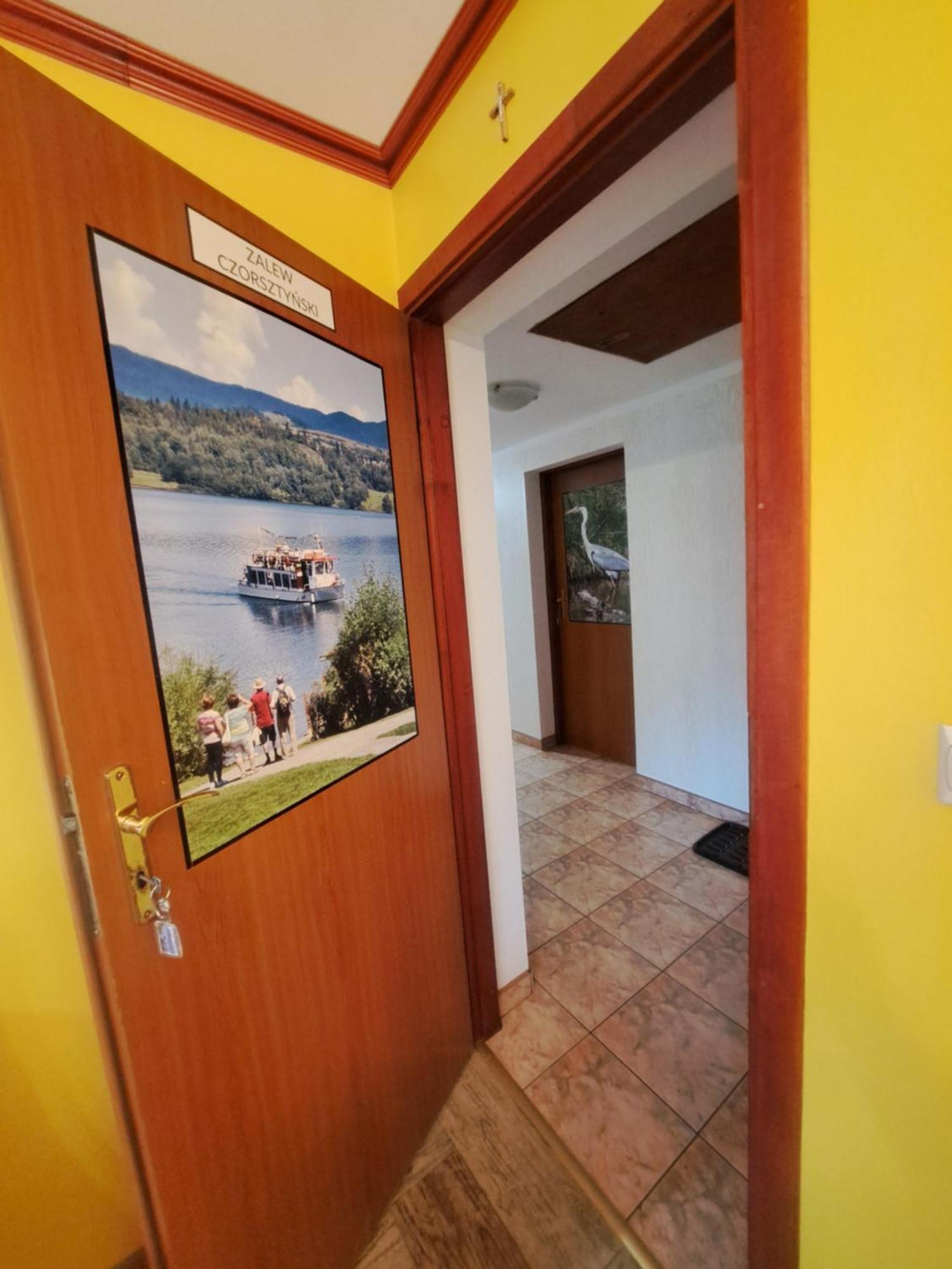 Noclegi Arenda Niedzica Esterno foto
